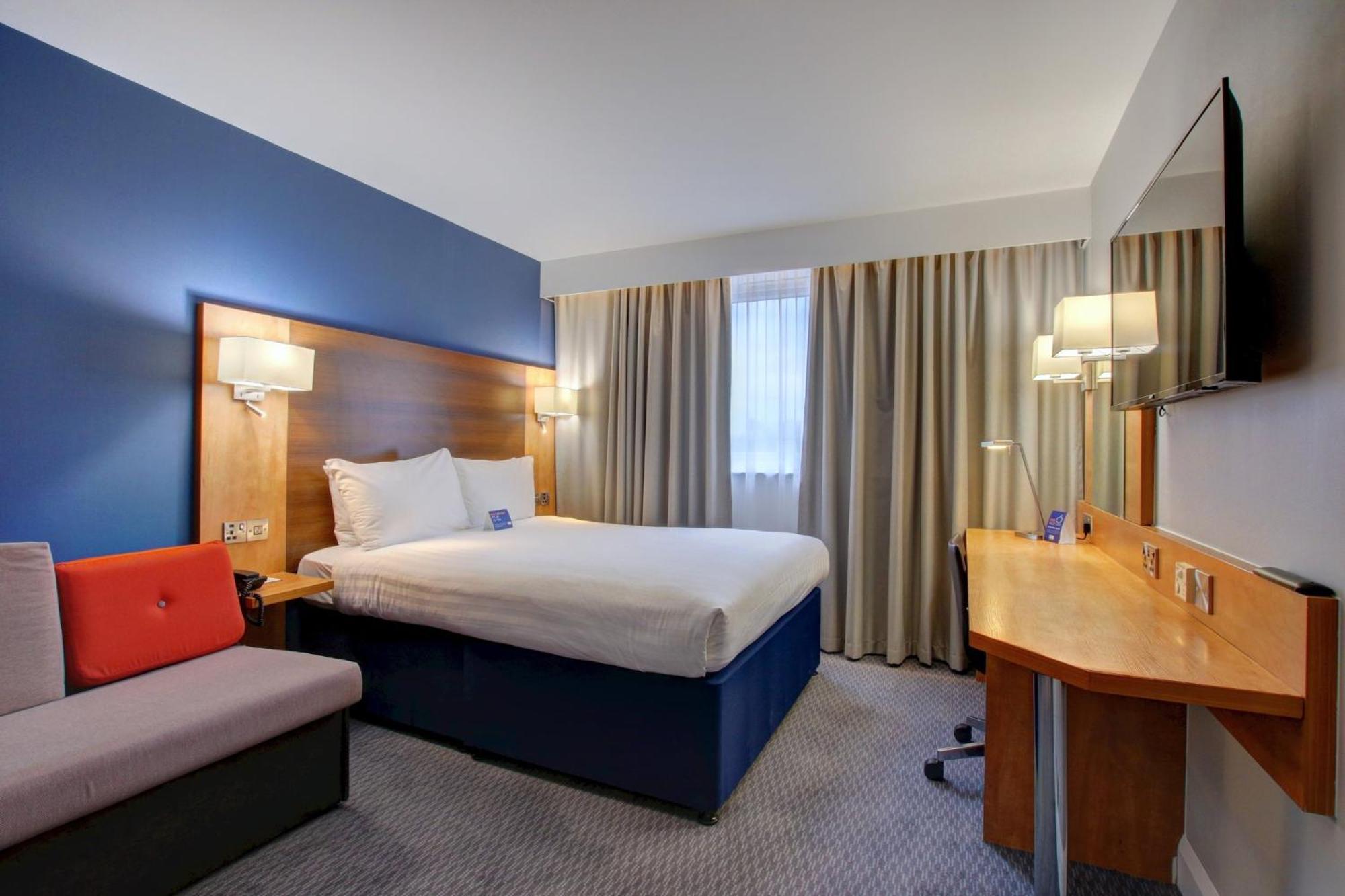 Holiday Inn Express Nuneaton By Ihg Exteriér fotografie